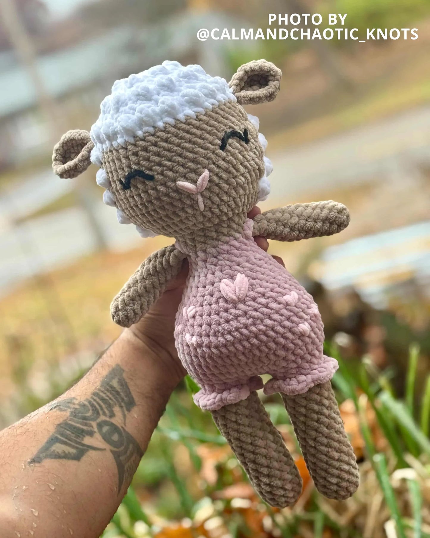 Lulu the Lamb Low-Sew Crochet Amigurumi Pattern DIGITAL DOWNLOAD - Snuggle Sprites Collection